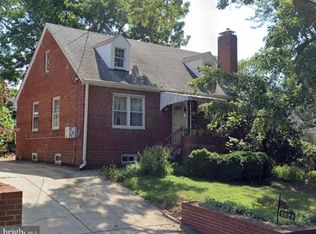 2829 W George Mason Rd, Falls Church, VA 22042