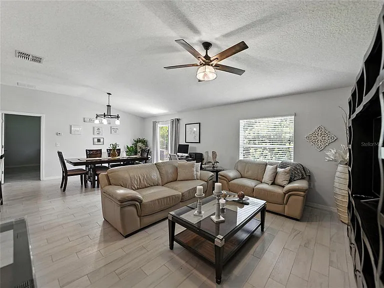 149 Cascade Bend Dr — Photo 13