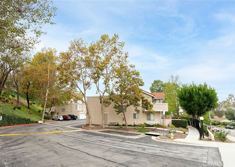 1st image of 2127 Abrazo Dr
