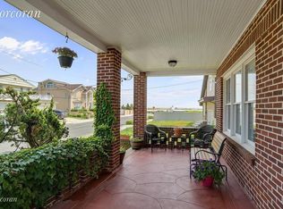 155 Beach 148 St, Neponsit, NY 11694
