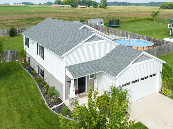 19819 Daggett Ave, Conklin, MI 49403
