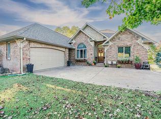 60 & 62 Shields Spur, Holiday Island, AR 72631