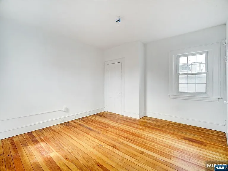 444 S Broad St #442 — Photo 13
