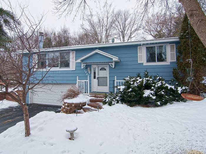 1st image of 1440 Parkview Dr