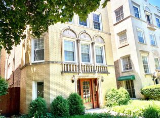 138 Custer Ave, Evanston, IL 60202