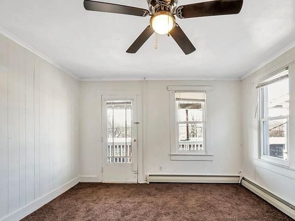 3rd image of 930 Sanderson Ave Floor 2-3