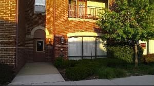 1st image of 101 S Villa Ave