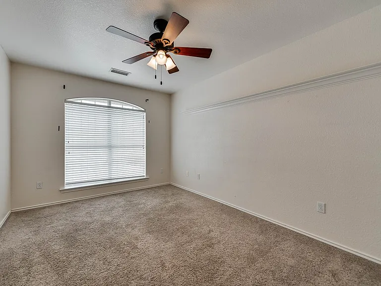 3316 Sagemont Dr — Photo 13