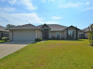 19051 Winstar Dr, Flint, TX 75762