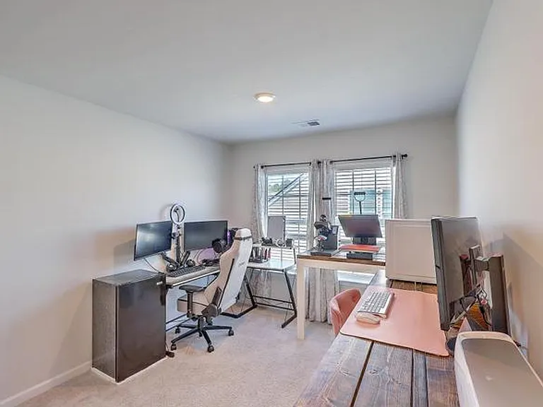 115 Sequoia Ln — Photo 29