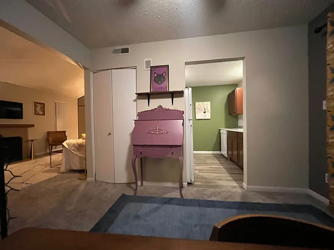 2 bed, 1100 sqft, $1,650 — Photo 3