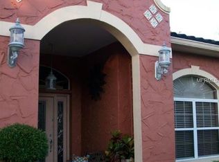1056 Avenida Sonoma, Lady Lake, FL 32159