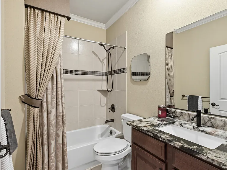 1020 Texas St #3100 — Photo 12