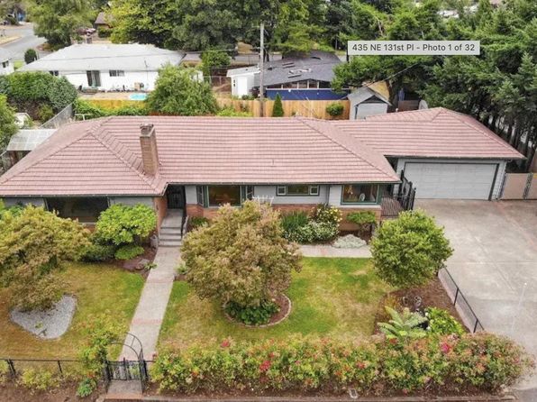 435 NE 131st Pl