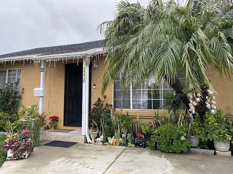 2230 S Hickory St — Photo 19