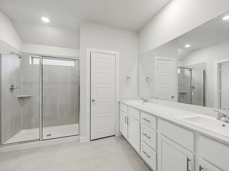 1136 Del Rio Dr — Photo 21