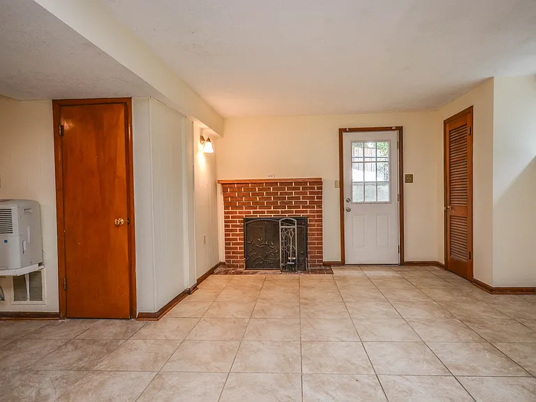 2034 Glen Ross Rd — Photo 27
