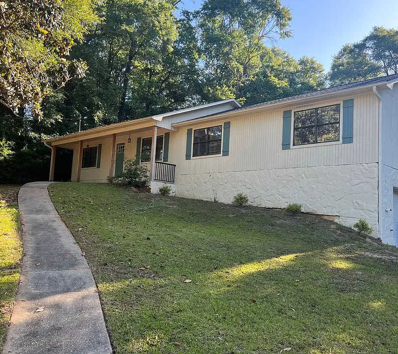 185 Hickory Tree Ln
