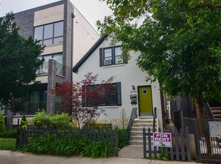 2446 W Thomas St #2F, Chicago, IL 60622