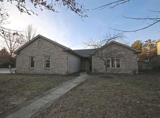 2509 E Cedarwood Cir, Bloomington, IN