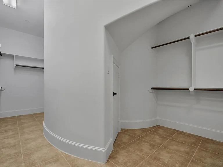 4518 Holt St — Photo 31