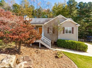 160 Greenway Dr, Dallas, GA 30157