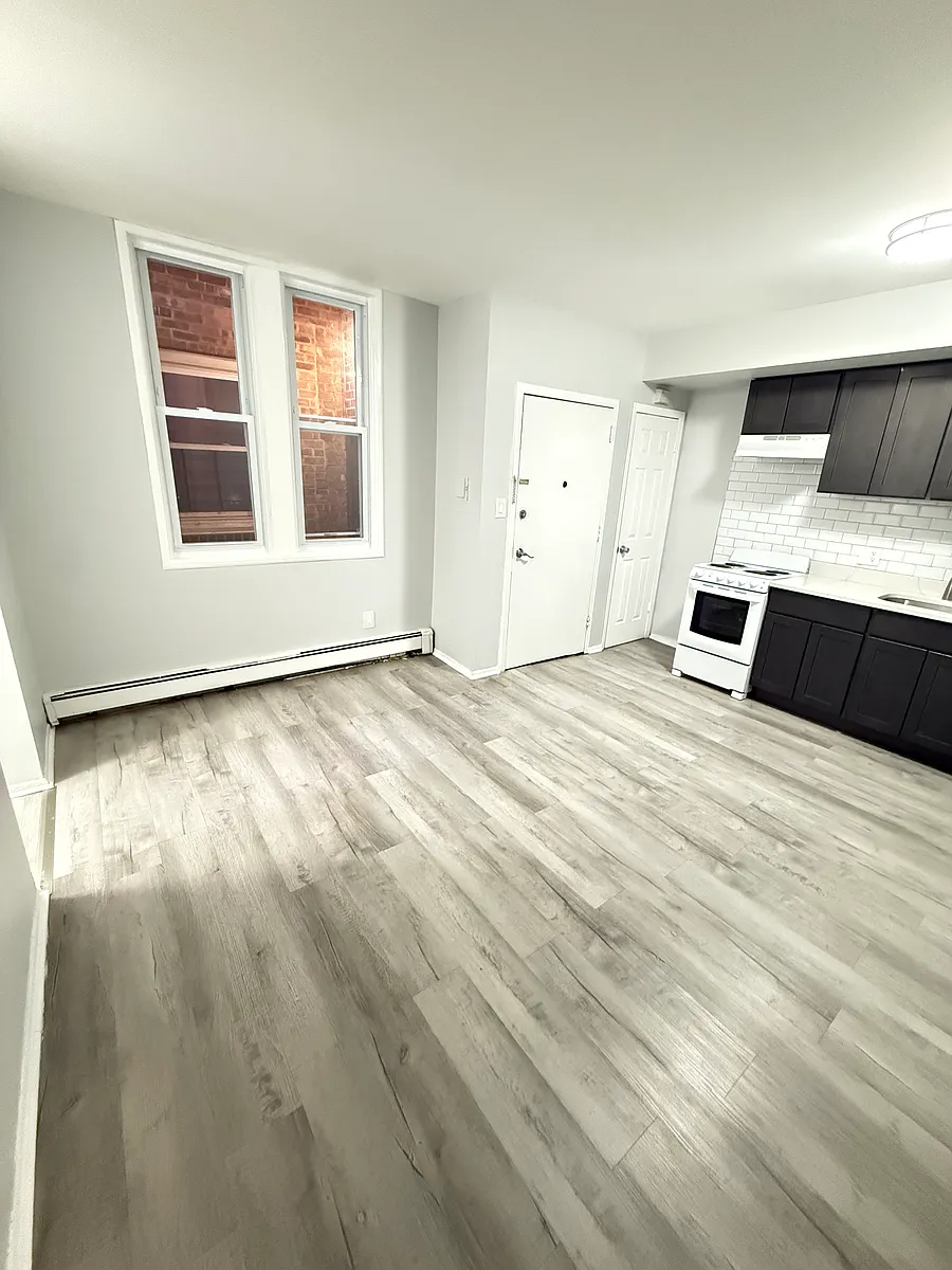 Building Photo - 324 Hope Ave #6