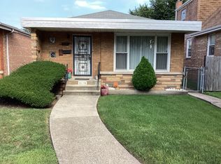 9039 S Jeffery Blvd, Chicago, IL 60617