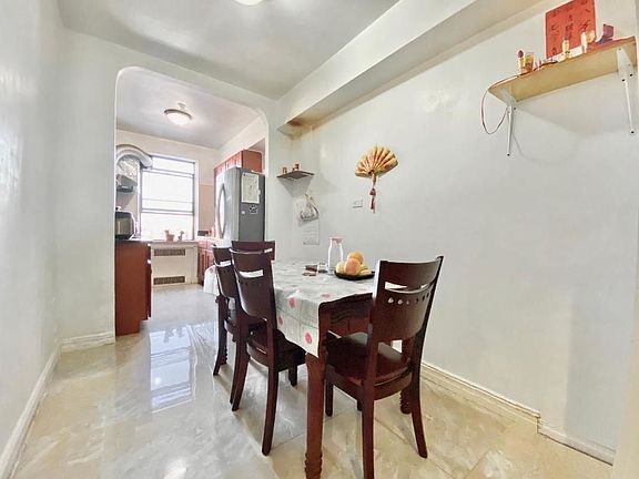 3rd image of 40-49 Ithaca St #6