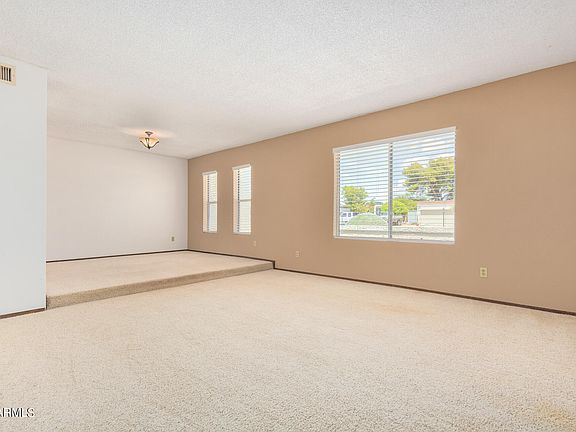 4th image of 5809 E BETTY ELYSE Lane