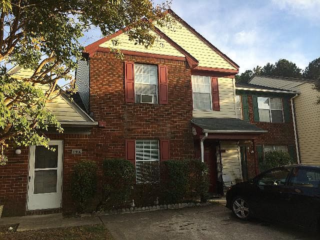1st image of 192 Greenfield Cres