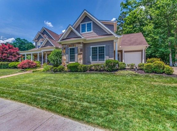 3rd image of 12637 Woodcove Ln