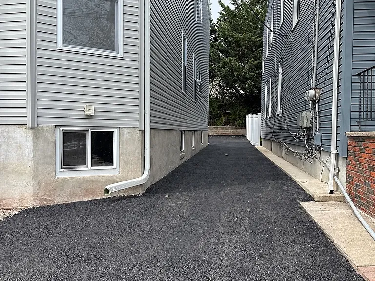 256 Berkeley Ave #256 — Photo 9