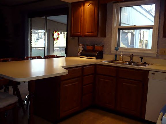 4th image of 3211 Suncrest Dr