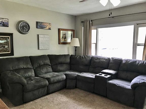 4th image of 2610 Fairway Dr