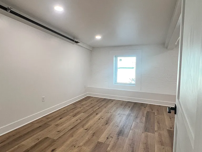 501 N Broad St #C — Photo 14