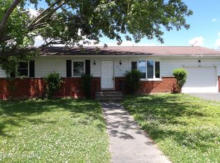 1010 Prince St, Taylor, PA 18517