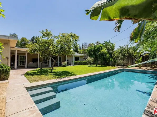 22421 Miranda St, Woodland Hills, CA 91367