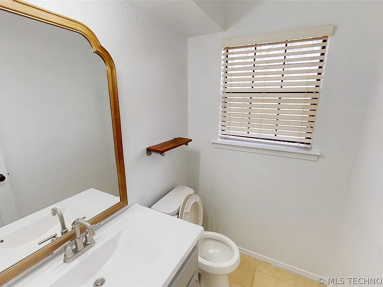 3316 Eagle Ct — Photo 6