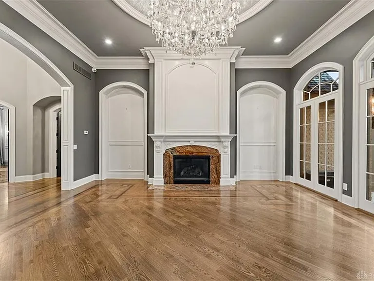 9020 Whisperinghill Dr — Photo 23