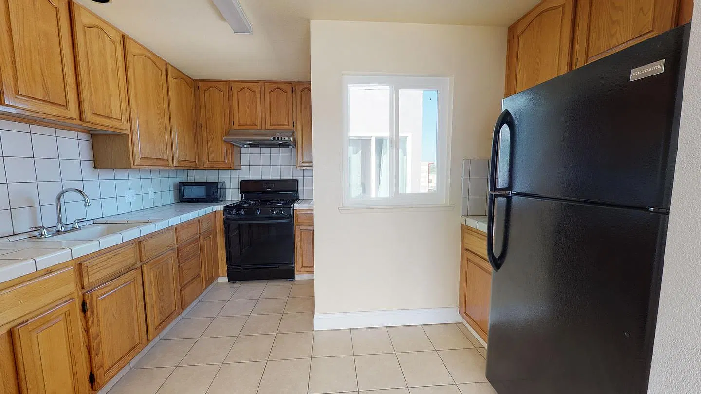 Private Room in Lovely Sunset Townhome Near Golden Gate Park — Photo 4