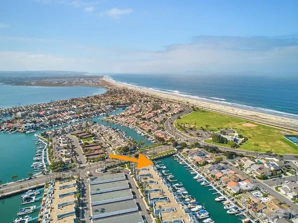 105 Antigua Ct, Coronado, CA 92118