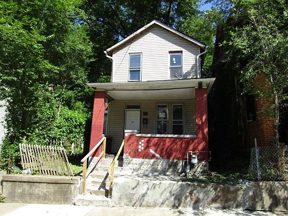 2nd image of 303 Flowers Ave