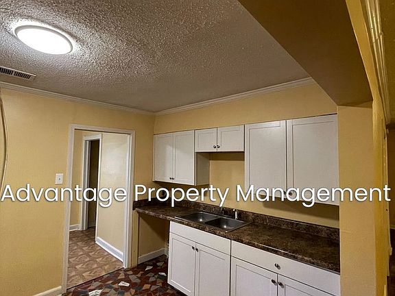 3rd image of 1747 Shadowlawn Blvd