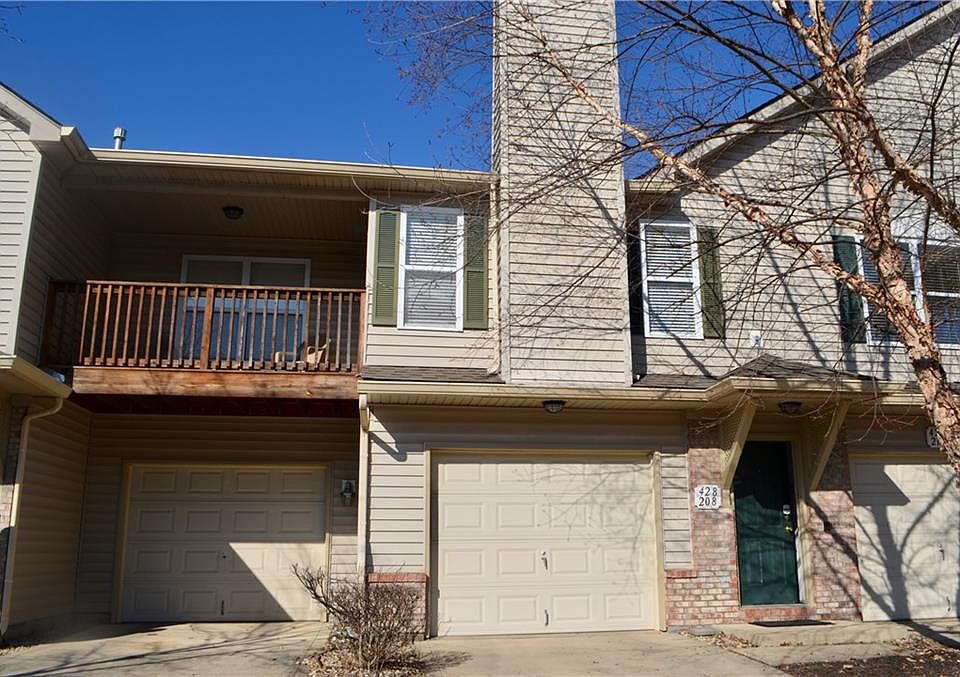 1st image of 428 Creekwood Dr Unit 208