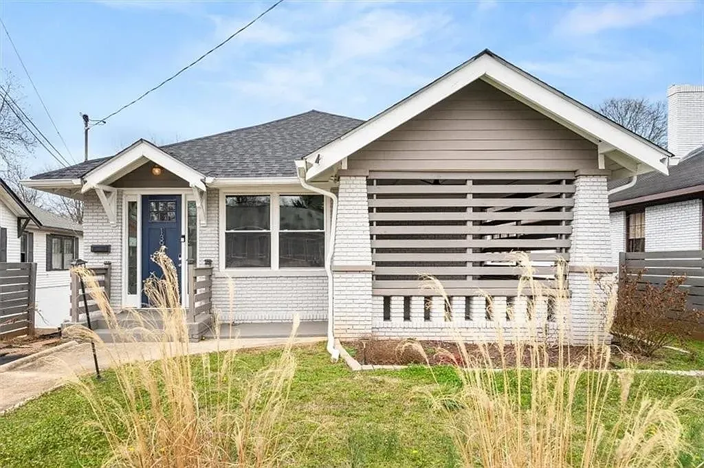 3 bed, $1,000 — Photo 2