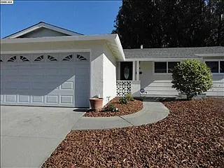 2476 Dolan Way photo 1