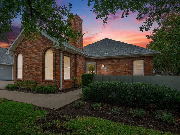 6120 Haley Ln, Fort Worth, TX 76132