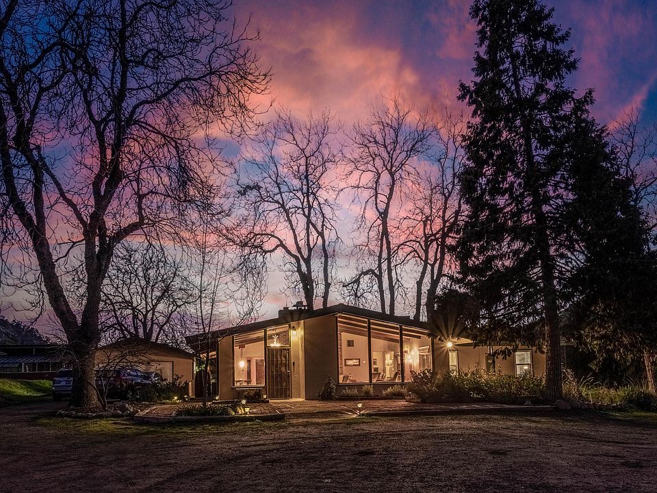 1st image of 31886 Sierra Dr