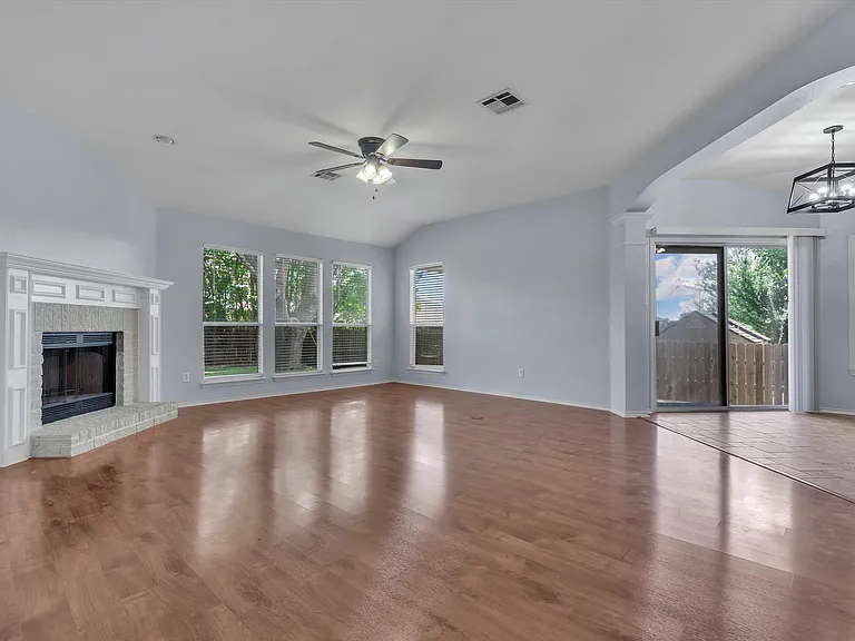 128 Shawnee Trl — Photo 10